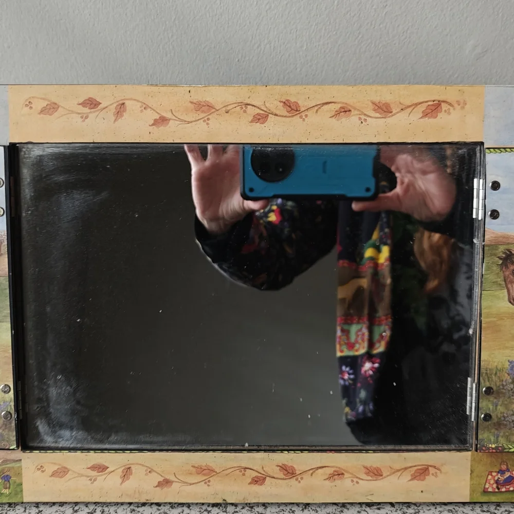 Wall Mirror Stand Horses open up 14 x 10.5